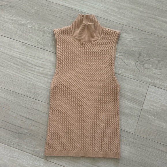 Alice & Olivia Turtleneck Knitted Tank - Picture 2 of 6